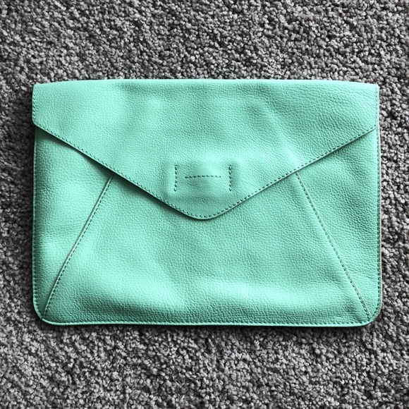 Gap 100% Leather Envelope Clutch - Picture 1 of 5